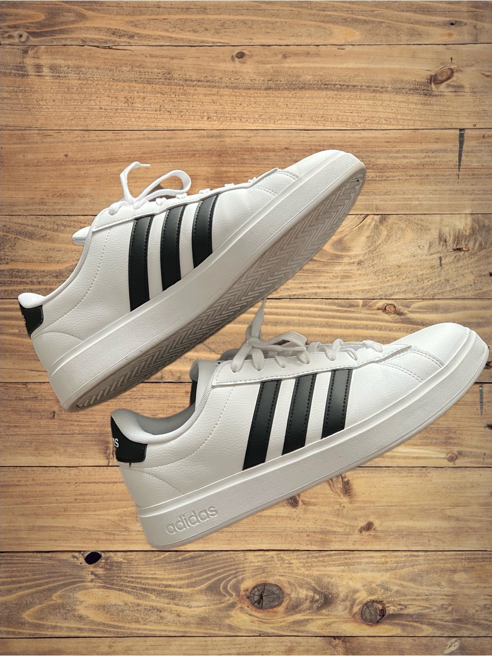 Adidas Grand Court 2.0 Men’s 10.5 White Black Y2K Sneakers